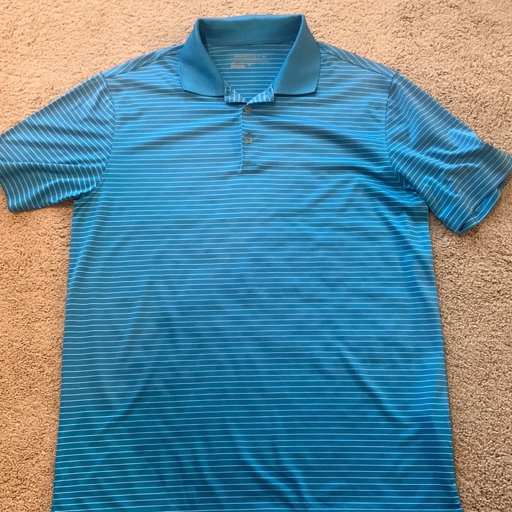 Nike Golf Dri Fit polo Medium. Blue